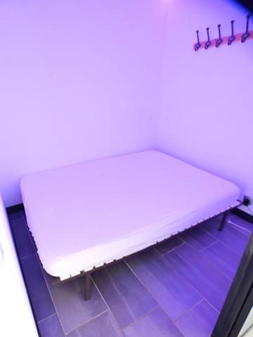 Pinède. Appartement 2 pièces loggia en rez-de-jardin