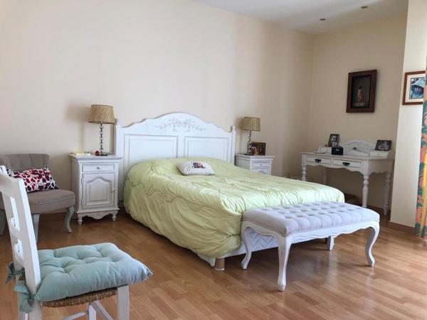 Maison à PLEUMARTIN, 86450 - 7 pièces 322m²
