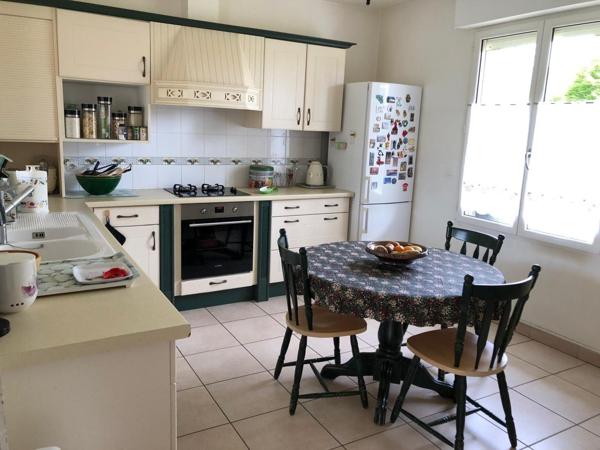 Maison à PLEUMARTIN, 86450 - 7 pièces 322m²