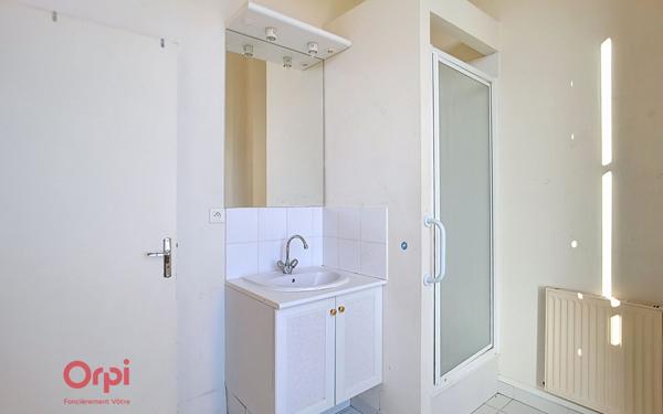 Appartement à louer    4 pièces • 118,49 m2 Mûrs-Erigné