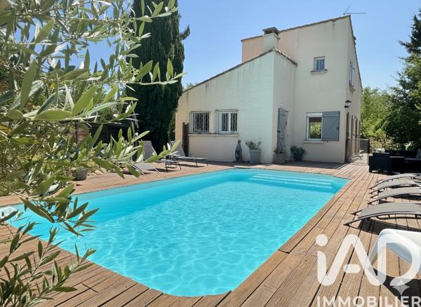 Maison à vendre 10 pièces 250 m² Aix-en-Provence