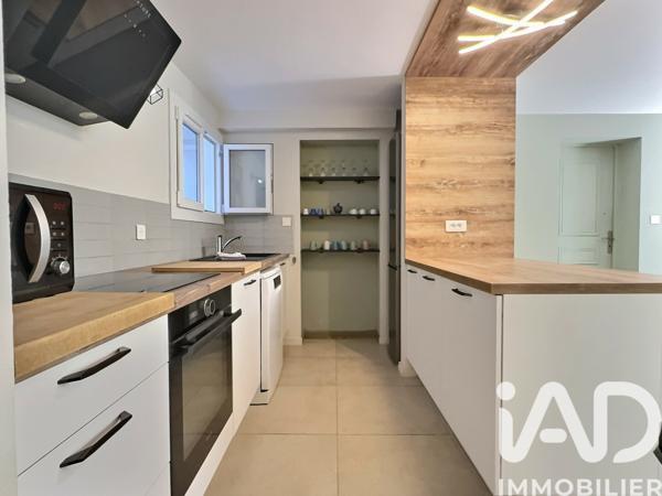 Maison à vendre 10 pièces 250 m² Aix-en-Provence
