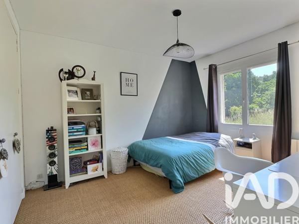 Maison à vendre 10 pièces 250 m² Aix-en-Provence