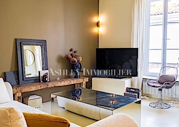 APPARTEMENT AVEC TERRASSE CENTRE VILLE LA ROCHELLE