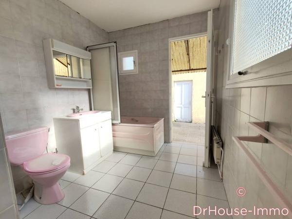 Maison à vendre 10 pièces de 274 m²