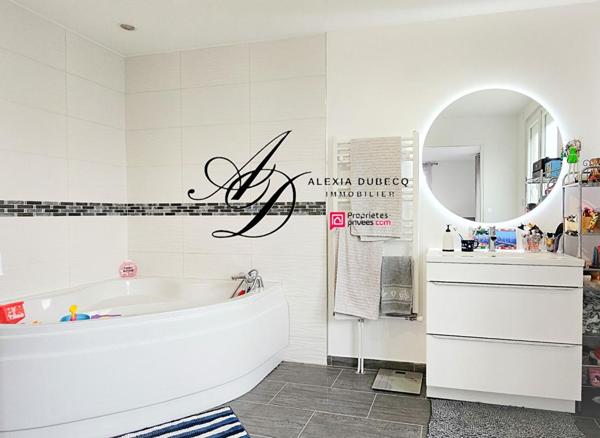 Maison familiale rénovée Chelles 140 M2 environ - Opaline