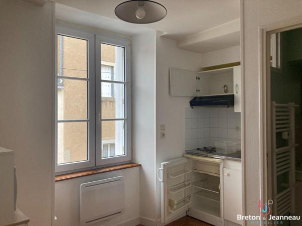 Appartement T1 - LAVAL Proche Centre Ville