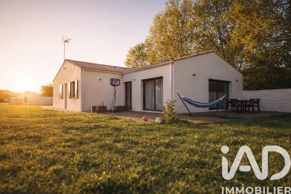 Maison à vendre 4 pièces 95 m² Tonnay-Charente