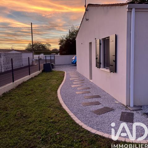 Maison à vendre 4 pièces 95 m² Tonnay-Charente