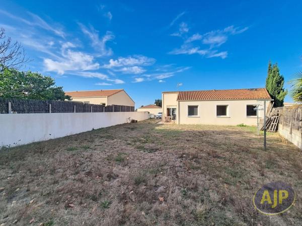 Maison à vendre Montaigu - 5 pièces, 88m² avec 3 chambre(s) à 242 500€ - AJP Immobilier Montaigu