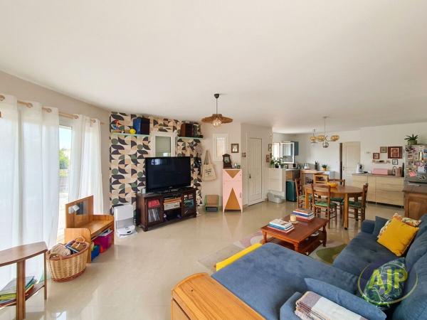 Maison à vendre Montaigu - 5 pièces, 88m² avec 3 chambre(s) à 242 500€ - AJP Immobilier Montaigu
