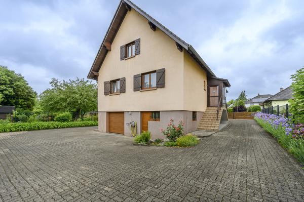 Maison 8 pièces avec piscine