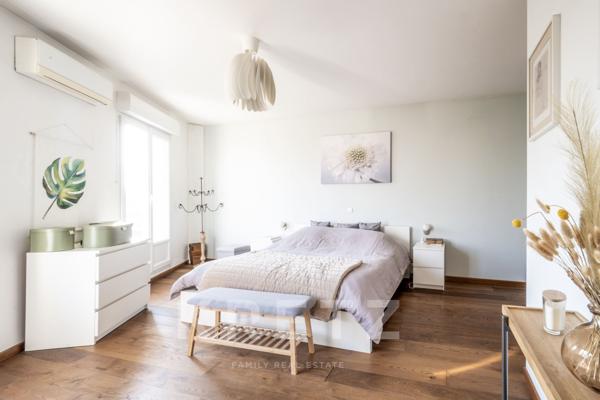 Maison avec terrasse vue sur la Tour Eiffel