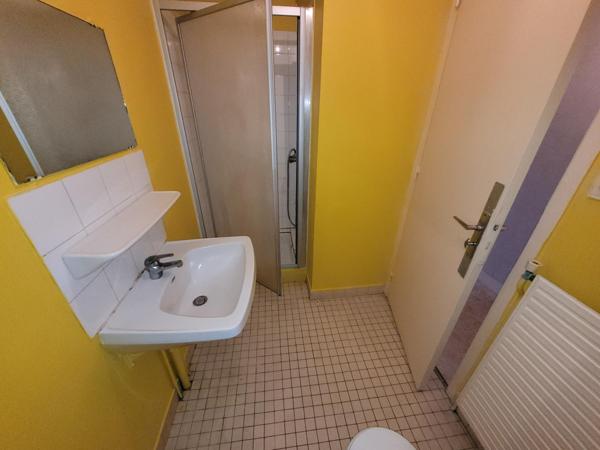 IMMEUBLE RAPPORT +Jardin+Parkings (+50% à rénover)