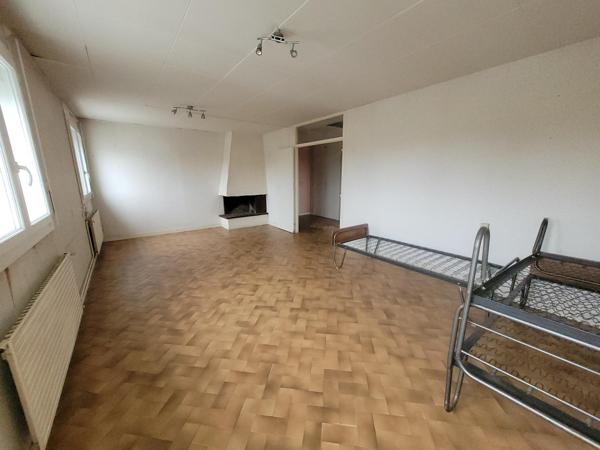 IMMEUBLE RAPPORT +Jardin+Parkings (+50% à rénover)