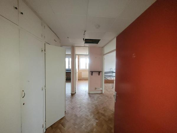 IMMEUBLE RAPPORT +Jardin+Parkings (+50% à rénover)