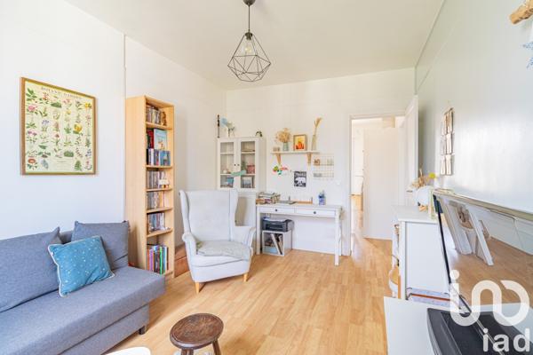 Appartement 2 pièces de 42 m² à Montrouge (92120)