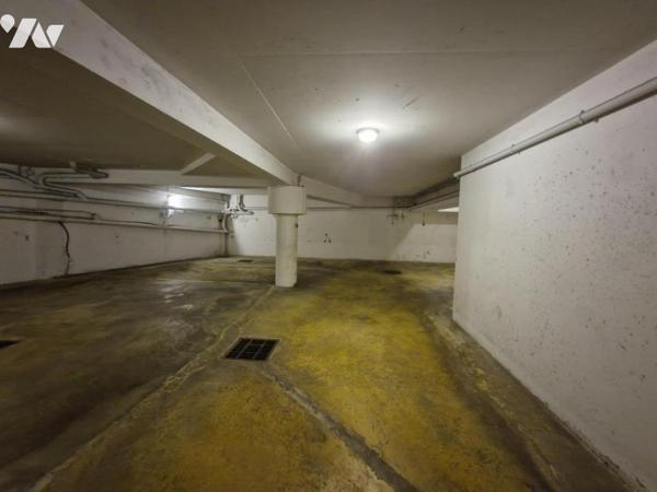 Place de stationnement - Place Clémenceau