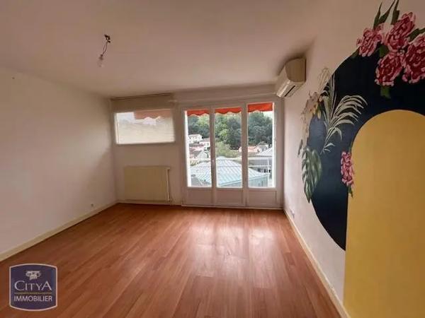 Appartement à louer 5 pièces 104m² Périgueux (24000)