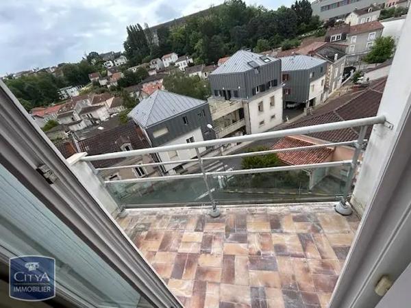 Appartement à louer 5 pièces 104m² Périgueux (24000)