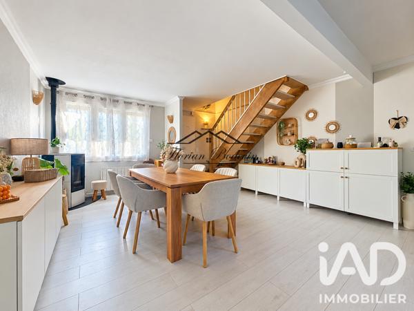 Maison à vendre 5 pièces 98 m² Saint-Pierre-du-Perray