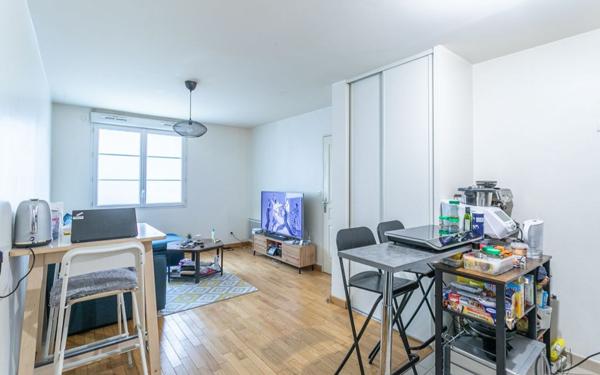 Appartement à vendre    2 pièces • 41,63 m2 La Garenne-Colombes