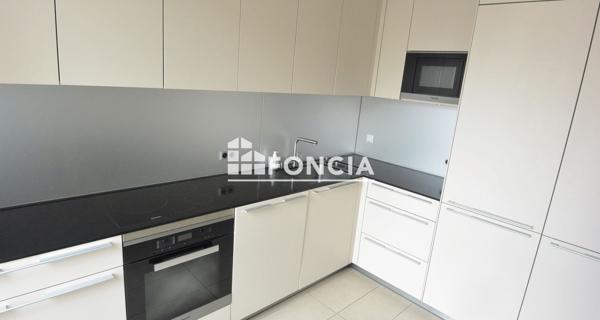 À vendre Appartement 2 pièces 68 m² - Paris 75007