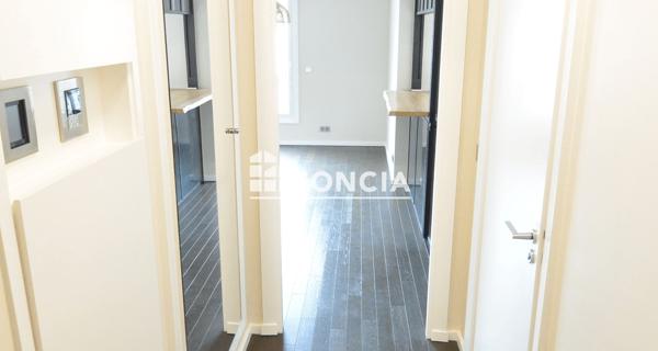 À vendre Appartement 2 pièces 68 m² - Paris 75007