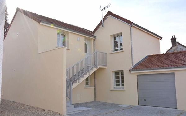 Appartement à louer    3 pièces •  Mézières-sur-Seine