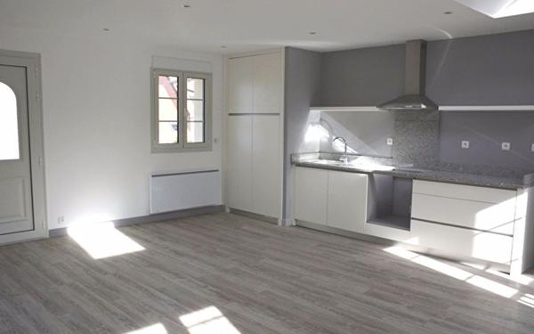 Appartement à louer    3 pièces •  Mézières-sur-Seine