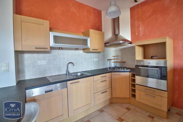 Appartement à louer 3 pièces 80m²