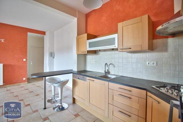 Appartement à louer 3 pièces 80m²