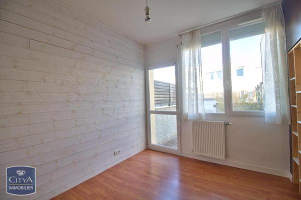 Appartement à louer 3 pièces 80m²