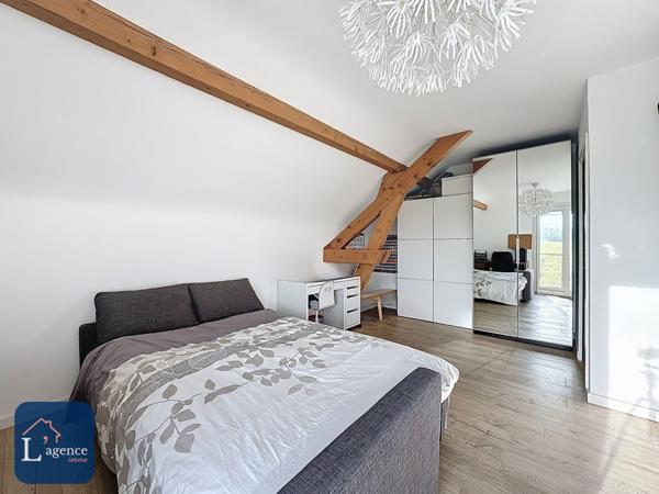 Maison T5 Piscine 800m² de jardin Thoiry (01710)