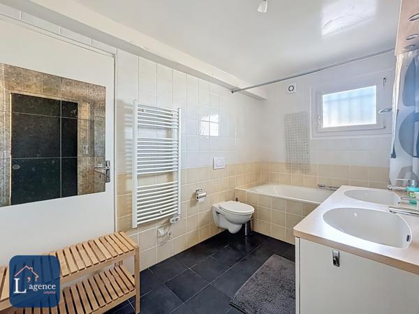 Maison T5 Piscine 800m² de jardin Thoiry (01710)