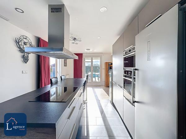 Maison T5 Piscine 800m² de jardin Thoiry (01710)