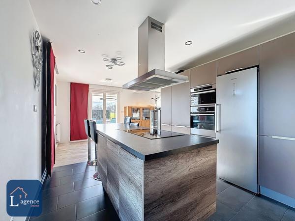 Maison T5 Piscine 800m² de jardin Thoiry (01710)