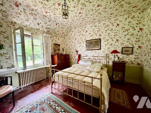 BELLE PROPRIETE DE CHARME AVEC 1.4 HA DE TERRAIN