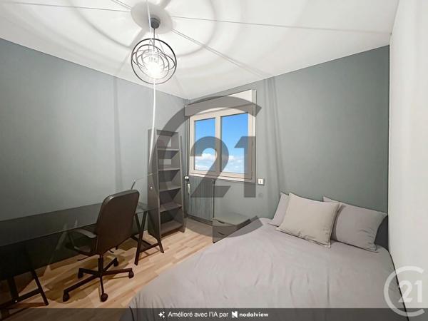 Appartement à vendre  4 pièces - 76,97 m 2   FONTAINEBLEAU  - 77