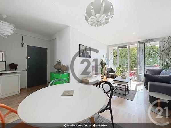Appartement à vendre  4 pièces - 76,97 m 2   FONTAINEBLEAU  - 77