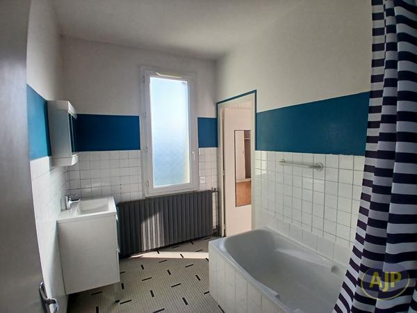 Appartement à louer Clisson : 4 pièces, 93m² avec 3 chambre(s) à 945€ - AJP Immobilier Clisson