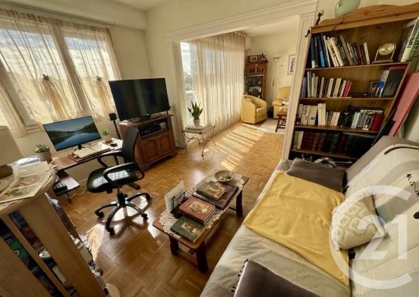 Appartement F4 à vendre  4 pièces - 75 m 2   LIVRY GARGAN  - 93