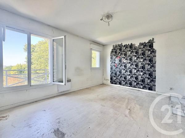 Appartement F1 à vendre  1 pièce - 27,22 m 2   BOISSY ST LEGER  - 94