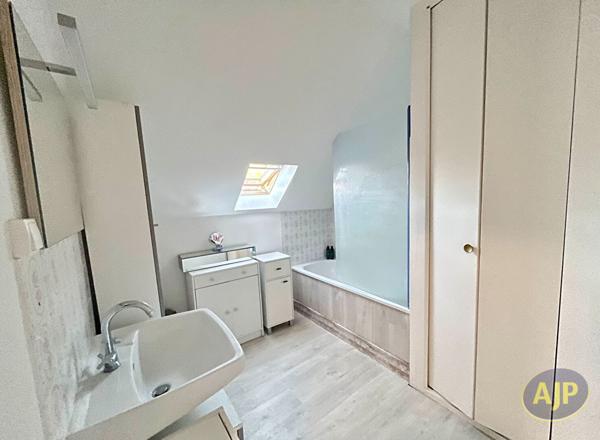 Vente maison La Chapelle Sur Erdre : 390 000 € - AJP Immobilier Nantes Nord