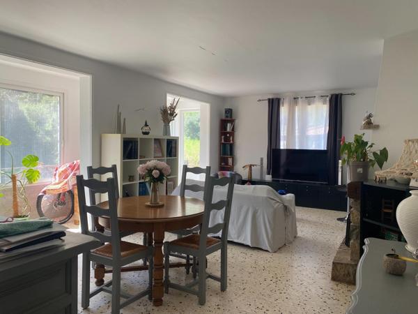 Propriété de 2.4 hectares de terrain naturel à Solliès-Pont