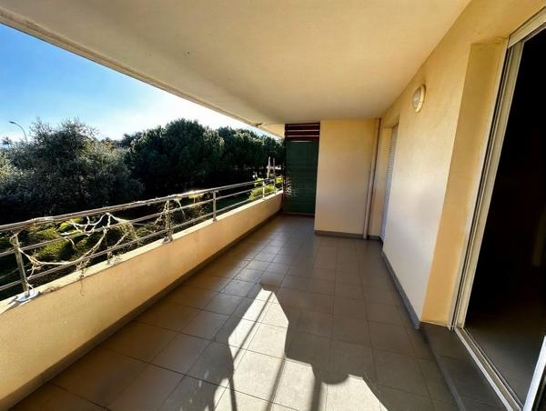 À vendre : Charmant appartement 2 pièces à Biguglia !