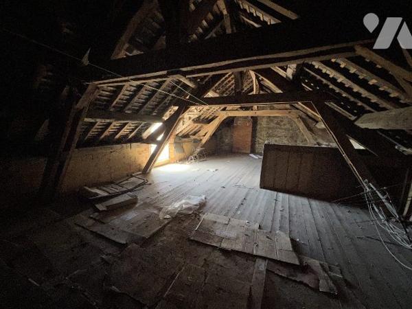UNE MAISON DE BOURG A VENDRE