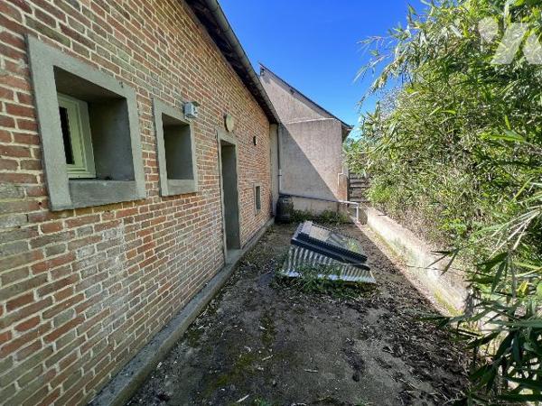 UNE MAISON DE BOURG A VENDRE