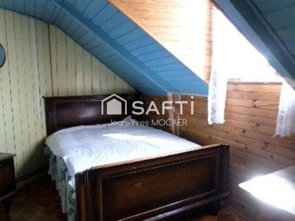 SPEZET (29540) ; A deux pas du bourg, à restaurer.