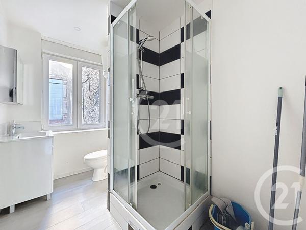 Appartement T2 à vendre  5 pièces - 74 m2 MONTBELIARD - 25